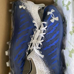 Under Armour Football Cleats 11.5 Mens New In Box SPOTLIGHT